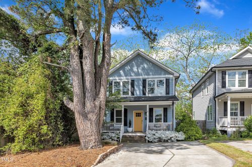 3 Maple St, Raleigh, NC, 27610-2327 | Card Image