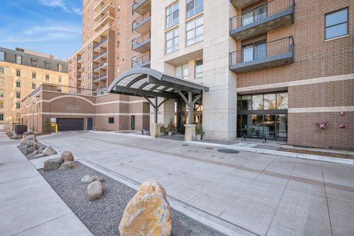 unit-1820-401 S 1st St, Minneapolis, MN, 55401-2572 | Card Image