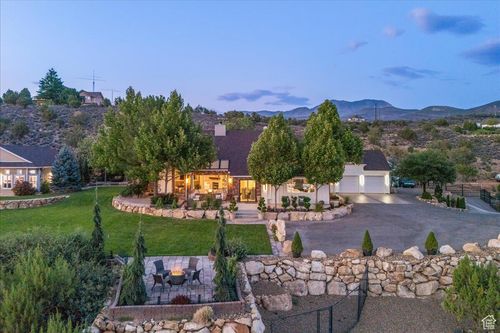8602 N Topaz, Saint George, UT, 84770-6049 | Card Image