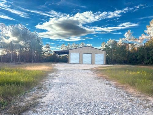 18074 Hill Rd, Cleveland, TX, 77328-6219 | Card Image