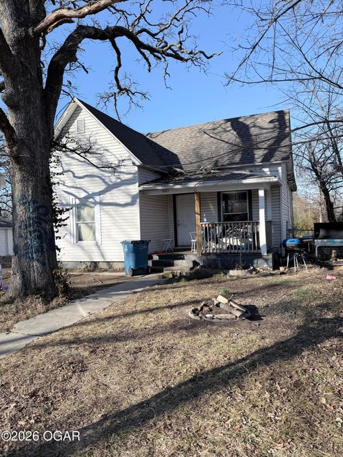 2327 E Xenia St, Joplin, MO, 64801-1263 | Card Image