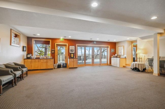 Main Floor | Image 16