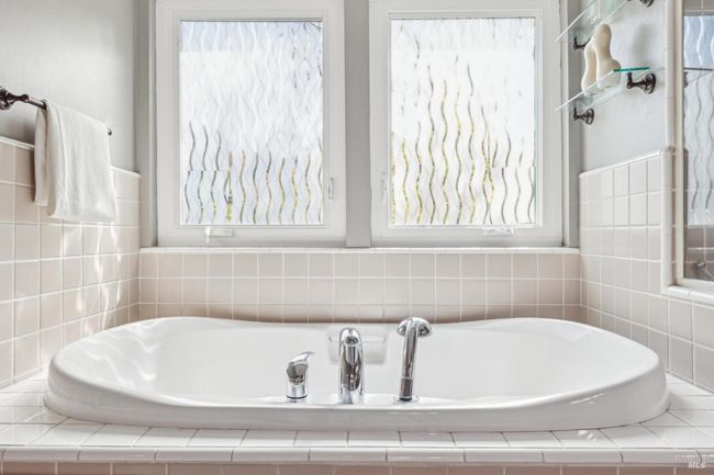 115 Cascade Dr, House other with 3 bedrooms, 3 bathrooms and 4 parking in Fairfax CA | Image 63