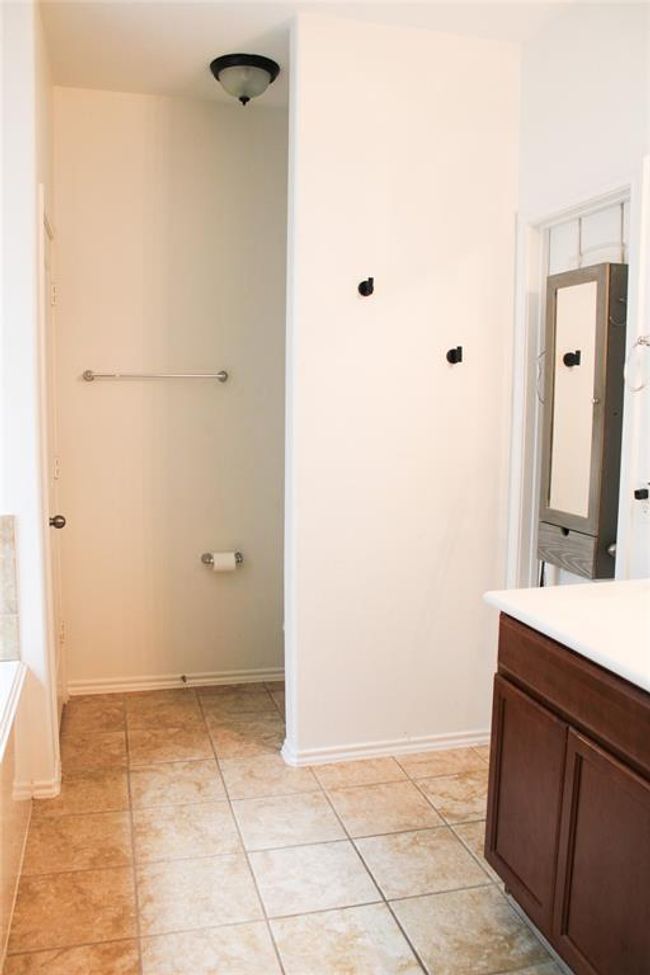 6867 Juniper Arbor Ln, House other with 4 bedrooms, 4 bathrooms and 2 parking in Dickinson TX | Image 23