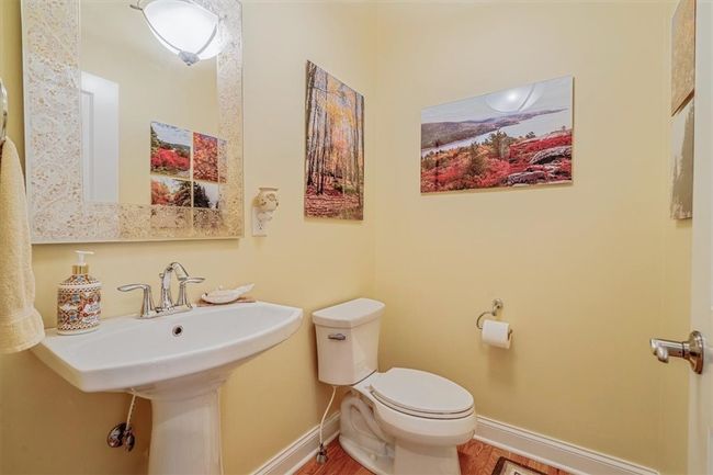 1303 Shinnecock Ct, House other with 4 bedrooms, 4 bathrooms and 2 parking in Adams Twp PA | Image 22