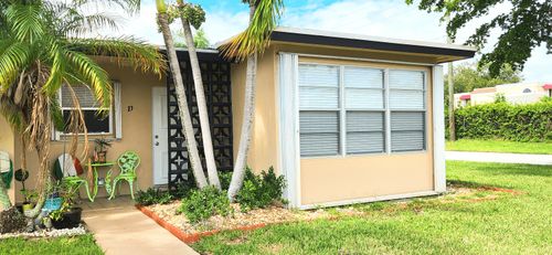 d-1042 S Drive Cir, Delray Beach, FL, 33445 | Card Image