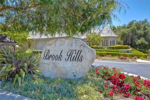 1964 Tracy Ct, Fallbrook, CA, 92028-8176 | Card Image