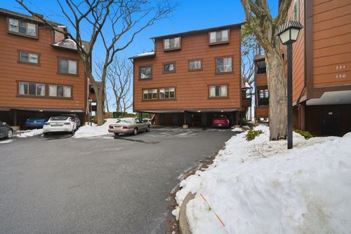 274-274 Sunset Ky, Secaucus, NJ, 07094-2213 | Card Image