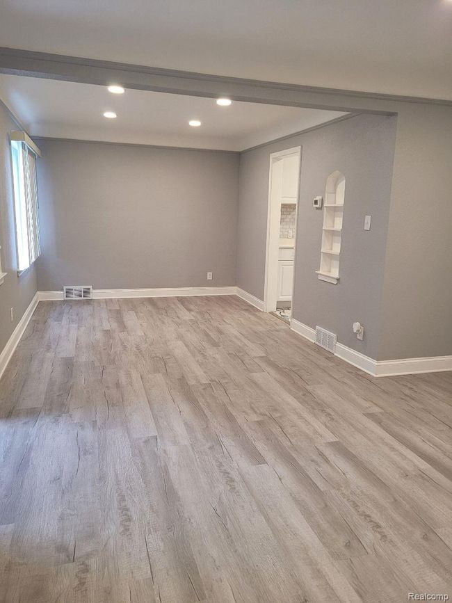 18609 Mansfield St, House other with 3 bedrooms, 2 bathrooms and null parking in Detroit MI | Image 23
