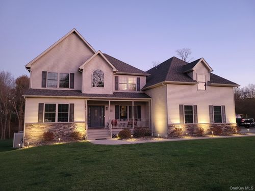 12 Callaway Dr, Monroe, NY, 10950-3055 | Card Image