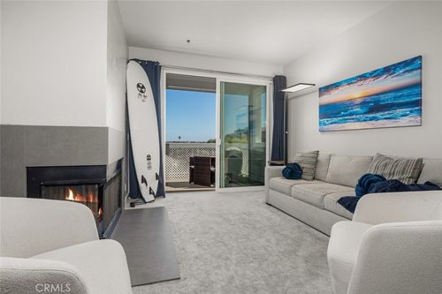 321-20331 Bluffside Cir, Huntington Beach, CA, 92646-8582 | Card Image