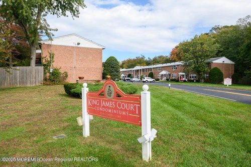 25 King James Ln, Atlantic Highlands, NJ, 07716-2433 | Card Image