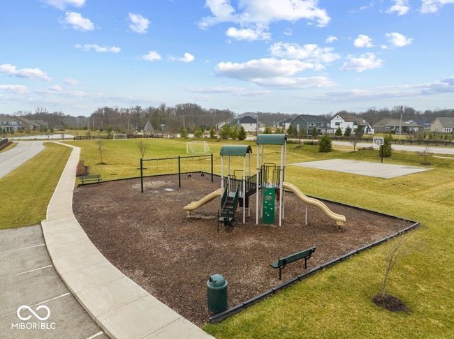 10423 Hamburg Dr, House other with 5 bedrooms, 6 bathrooms and null parking in Fortville IN | Image 83
