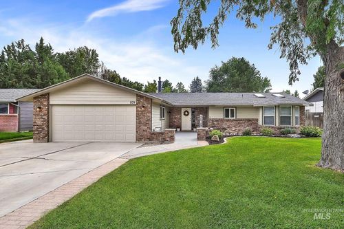 809 Astor Ave, Nampa, ID, 83651-6516 | Card Image
