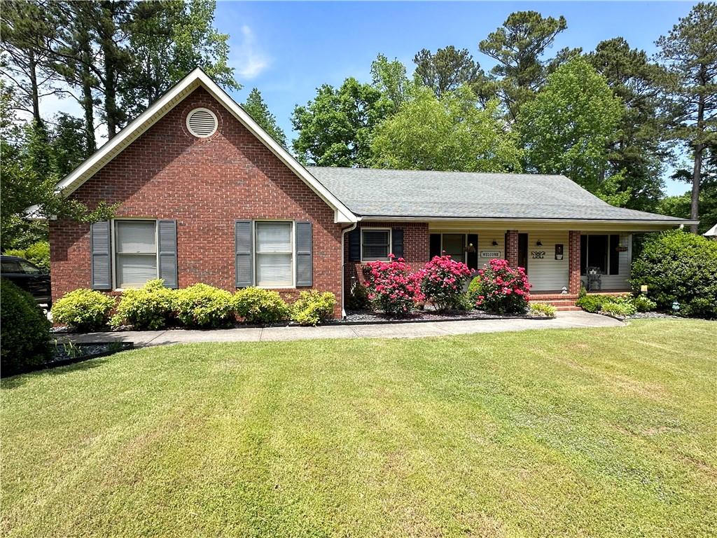 Crestwood Dr, Griffin, GA 30223