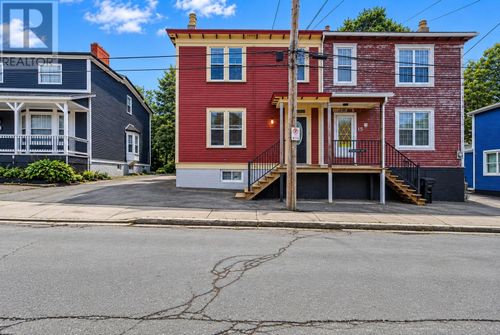 11 Blatch Avenue, St. John's, NL, A1C4P5 | Card Image