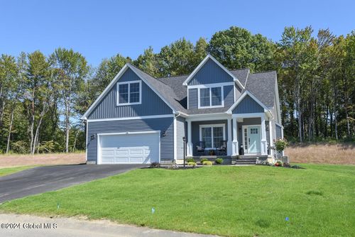 4 Emma Lane, Malta, NY, 12020 | Card Image
