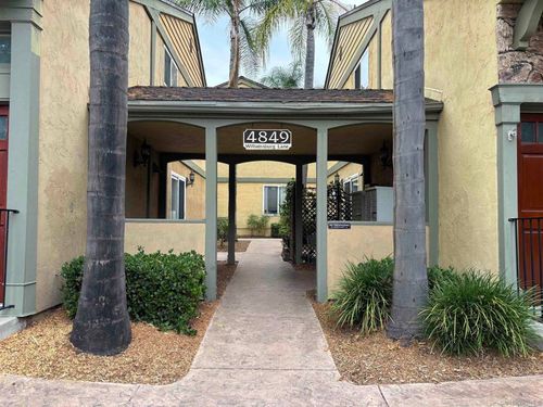 unit-145-4849 Williamsburg Ln, La Mesa, CA, 91942-7611 | Card Image