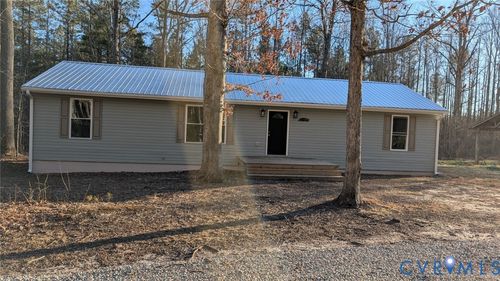 19201 Genito Rd, Amelia Court House, VA, 23002-5216 | Card Image