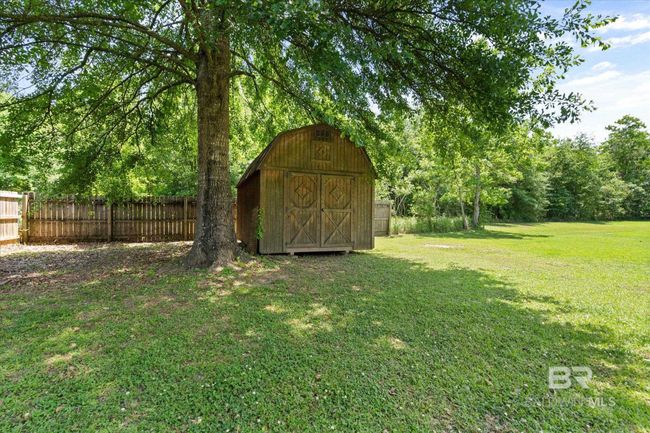 Yard | Image 17