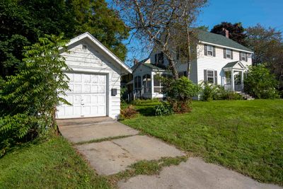 32 Pearl Street, House other with 3 bedrooms, 1 bathrooms and null parking in Montpelier VT | Image 2