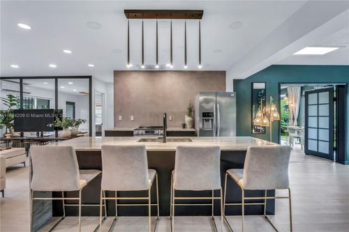 1672 Nw 36th Ct, Oakland Park, FL, 33309-5812 | Card Image