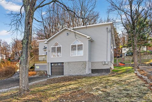 19 Grandview Trl, Monroe, NY, 10950-6623 | Card Image