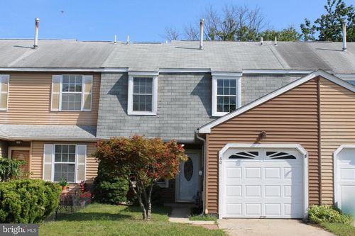 60 River Bank Dr, ROEBLING, NJ, 08554-1517 | Card Image