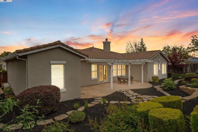 1646 Cascina Ct, House other with 4 bedrooms, 3 bathrooms and 3 parking in Livermore CA | Image 4