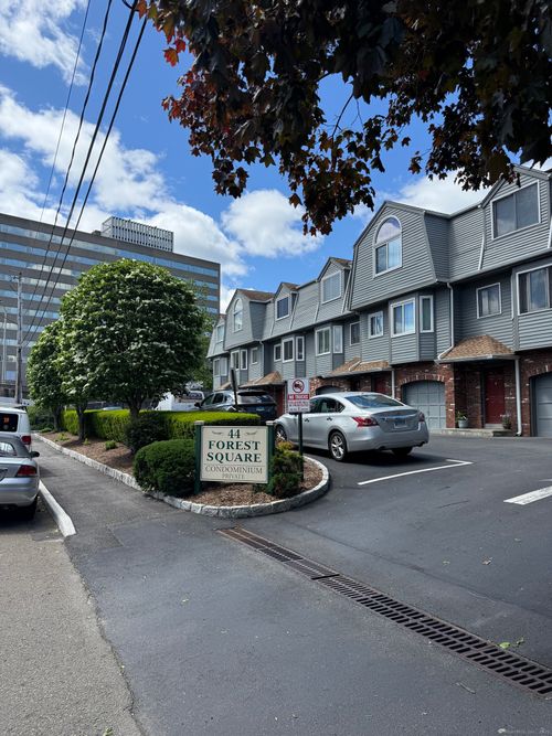 apt-21-44 Pleasant St, Stamford, CT, 06901-2173 | Card Image