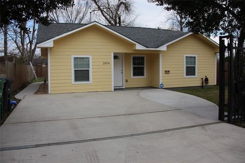 2914 Staples St, Houston, TX, 77026-5643 | Card Image
