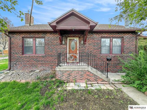 2802 S 12th St, Lincoln, NE, 68502-4419 | Card Image