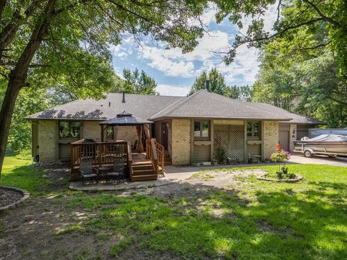 18241 Dahlia St Nw, Oak Grove, MN, 55011-9318 | Card Image