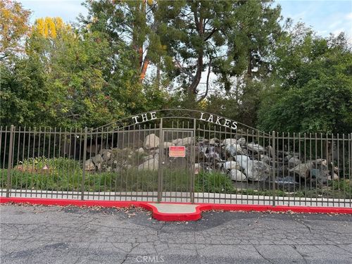 unit-225-7050 Shoup Ave, Canoga Park, CA, 91303-3003 | Card Image