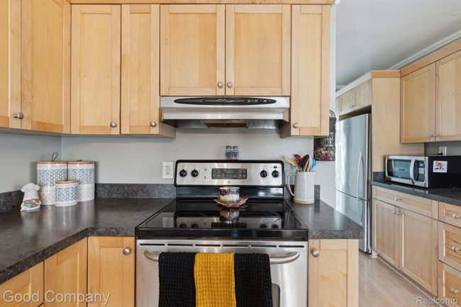 506 S Webik Ave, House other with 3 bedrooms, 1 bathrooms and null parking in Clawson MI | Image 6