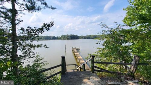 224 Anchor Ln, COLONIAL BEACH, VA, 22443-3918 | Card Image