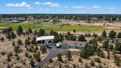 118 Sw Bent Loop, Powell Butte, OR, 97753-1873 | Card Image