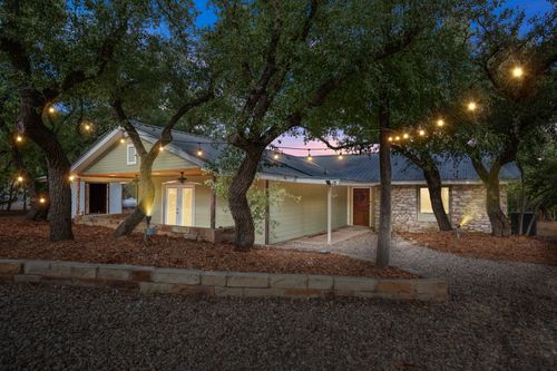 10204 Oak Grove Cir, Austin, TX, 78736-7747 | Card Image