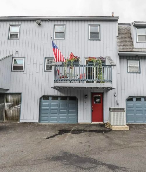 2-2 Bluestone Drive, Nashua, NH, 03060 | Card Image