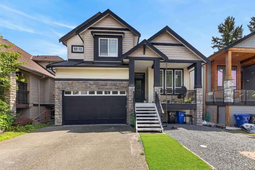 7186 Elwood Dr, Chilliwack, BC, V2R1G8 | Card Image