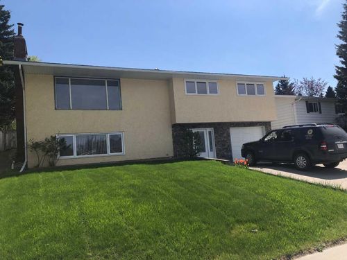 132 Lodgepole Dr, Hinton, AB, T7V1E4 | Card Image