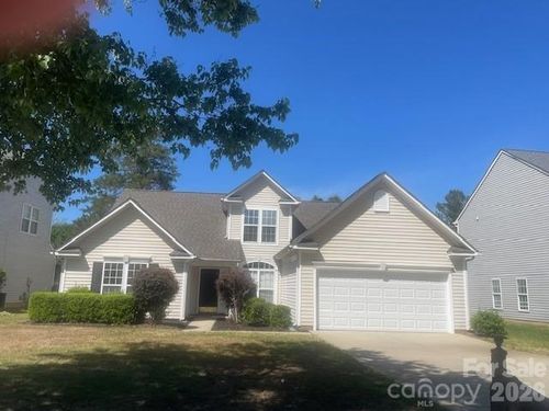 11619 Planters Estates Dr, Charlotte, NC, 28278-0008 | Card Image