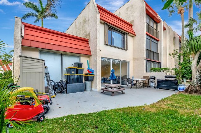 4379 Trevi Ct, Condo with 3 bedrooms, 3 bathrooms and null parking in Lake Worth FL | Image 27