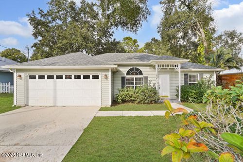 1014 Kennedy Dr, St Augustine, FL, 32084-8584 | Card Image