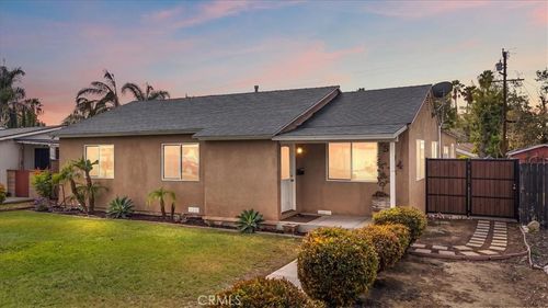 594 Winn Dr, Upland, CA, 91786-4653 | Card Image