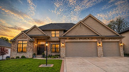 116 N Ashton Ln, Valparaiso, IN, 46385-7825 | Card Image