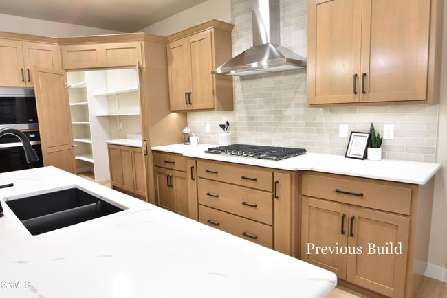 1612 Community Loop, House other with 3 bedrooms, 4 bathrooms and null parking in Bismarck ND | Image 11
