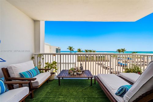 102-5401 Collins Ave, MIAMI BEACH, FL, 33140-2573 | Card Image
