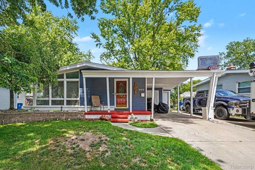 205 Fitzner Dr, Davison, MI, 48423-1919 | Card Image