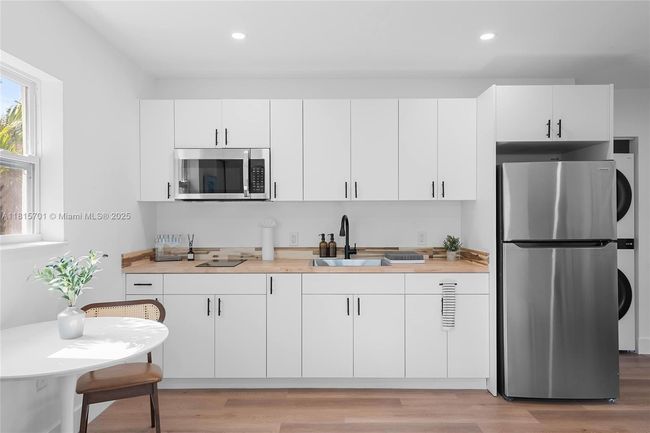 APT-1 - 921 Ne 16 Th Ter, Condo with 1 bedrooms, 1 bathrooms and null parking in Fort Lauderdale FL | Image 4